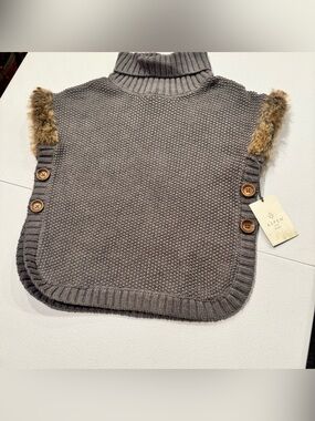 Aspen Kids Turtleneck Poncho Sweater Sleeveless Cozy Faux Fur Coquette Feminine